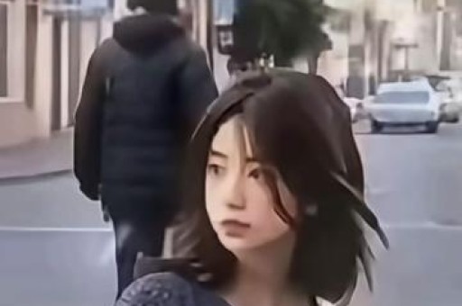 曝71岁谭咏麟出轨23岁粉丝证据只是一张背影图不信娱乐圈了？