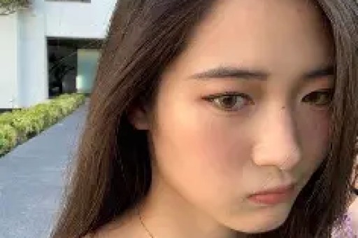 38岁张雨绮近况曝光!经历2段失败婚姻如今直播情绪失控引热议 38岁张雨绮近况曝光!经历2段失败婚姻如今直播情绪失控引热议